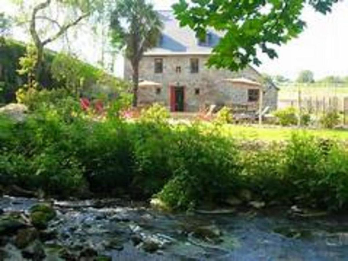 Gite Du Moulin Du Poulloguer Prat Exterior photo