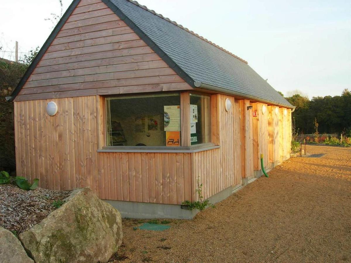 Gite Du Moulin Du Poulloguer Prat Exterior photo